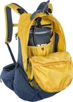 Evoc Trail Pro 26 -Outdoor Camping Shop 100117612 TRAIL PRO 26 dt05 1280x1280