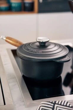 Le Creuset Signature Sauce Pan Wooden Handle -Outdoor Camping Shop 21139180000460 LS 00005 1280x1280