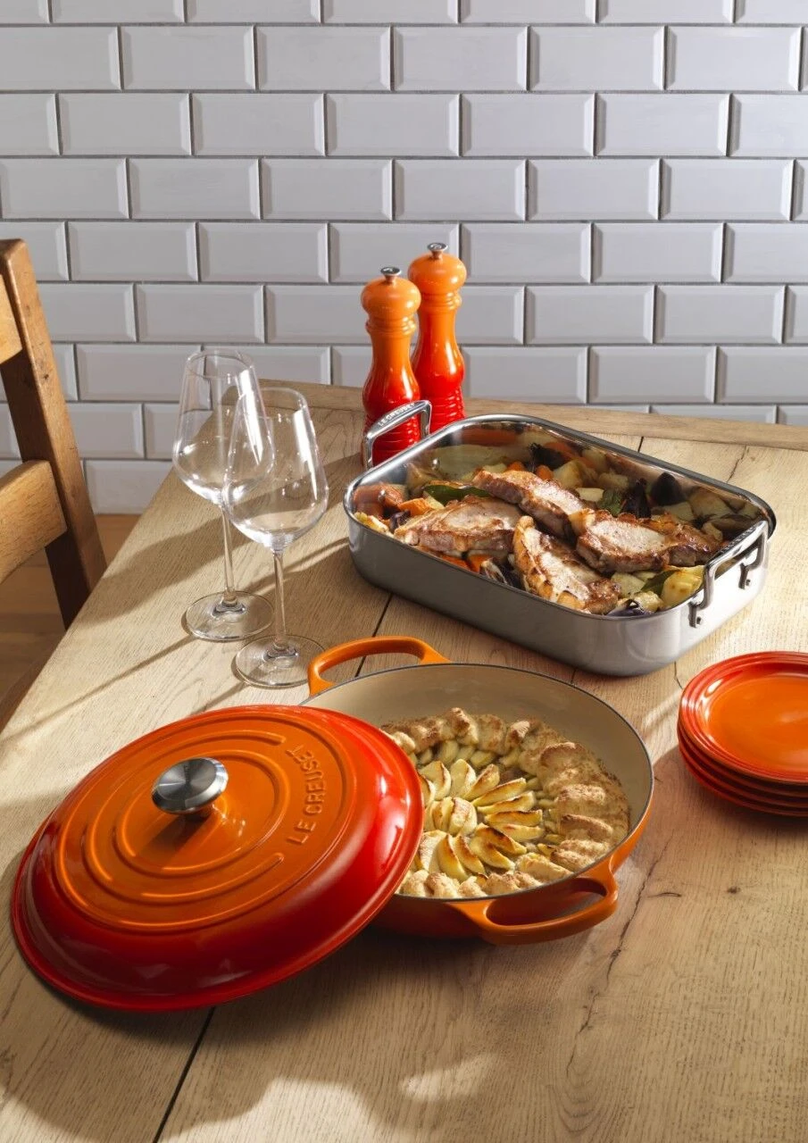 Le Creuset Classic Stainless Steel Roasting Pan 6 Le Creuset Classic Stainless Steel Roasting Pan - Image 4