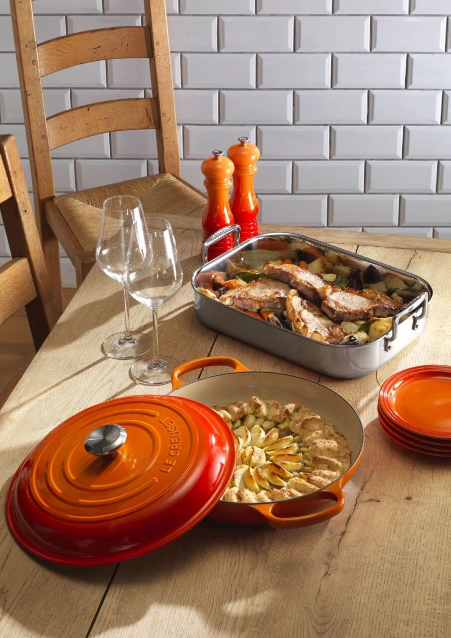 Le Creuset Classic Stainless Steel Roasting Pan 11 Le Creuset Classic Stainless Steel Roasting Pan - Image 9
