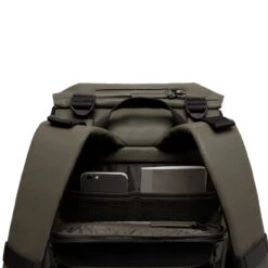 HORIZN STUDIOS Sofo Backpack City -Outdoor Camping Shop 4260663841471 SoFo Backpack City DarkOlive Back Pocket 0174 1280x1280