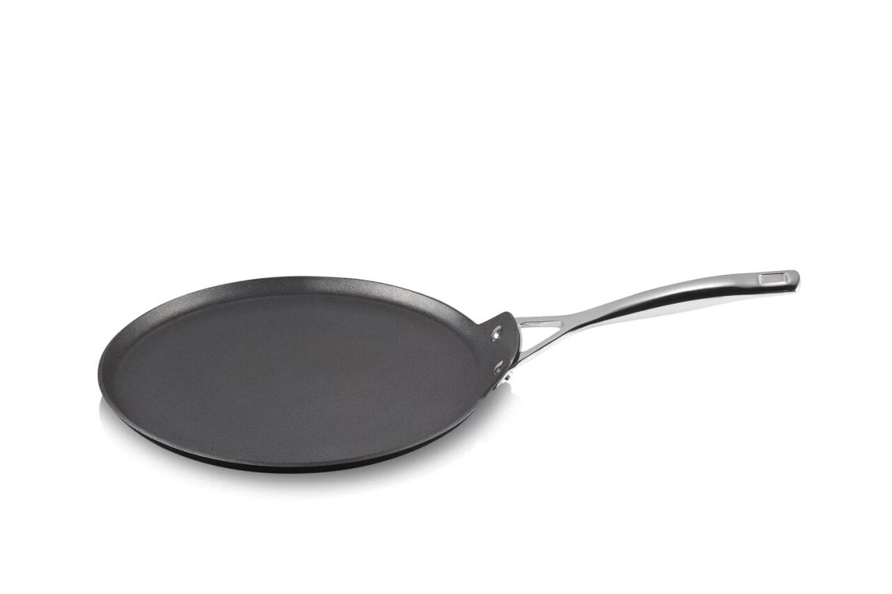 Le Creuset Toughened Nonstick Crepe Pan 4 Le Creuset Toughened Nonstick Crepe Pan - Image 2