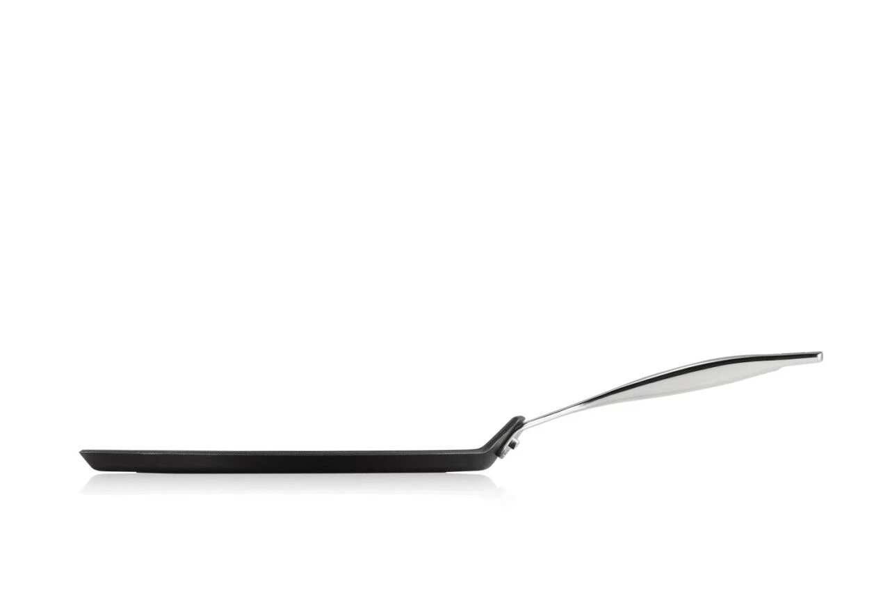 Le Creuset Toughened Nonstick Crepe Pan 6 Le Creuset Toughened Nonstick Crepe Pan - Image 4