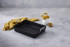 Le Creuset Toughened Nonstick Roaster -Outdoor Camping Shop 52104350010101 LS00005 1280x1280