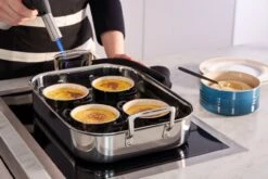 Le Creuset Classic Stainless Steel Roasting Pan 41 Le Creuset Classic Stainless Steel Roasting Pan -Outdoor Camping Shop 96102270000000 71901101400000 LS00001 1280x1280