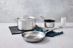 Le Creuset Classic Stainless Steel Deep Fry Pan 10 Le Creuset Classic Stainless Steel Deep Fry Pan -Outdoor Camping Shop 96200224001100 96200720001000 96201214001000 LS00001 1280x1280