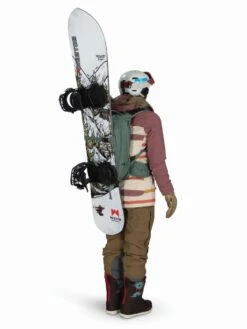 Osprey Kresta 20 -Outdoor Camping Shop Kresta20 F21 OnBody4 PineLeafGreen 1280x1280