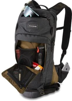 Dakine Seeker 10L -Outdoor Camping Shop SEEKER10L BLACK 610934326598 10002779 BLACK 02X PT01 1280x1280